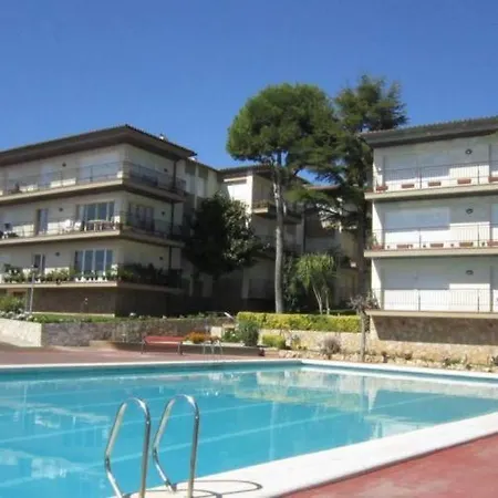 Appartement Sleeps 3 With Pool
